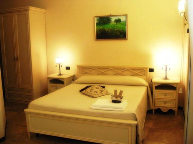 B&B La Dimora Di Nettuno Неаполь Экстерьер фото